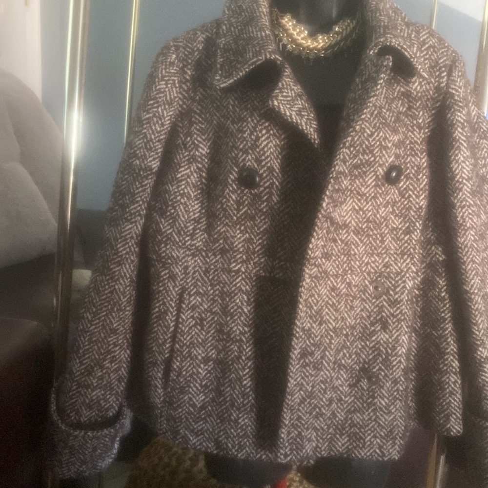 COPY - Jacket - Picture 3 of 6